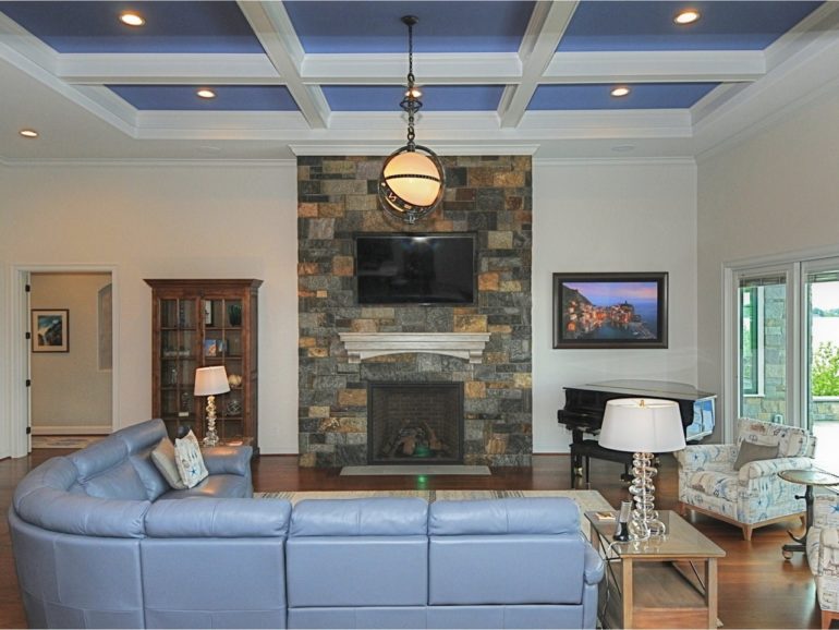 261.living Sheppard Custom Homes